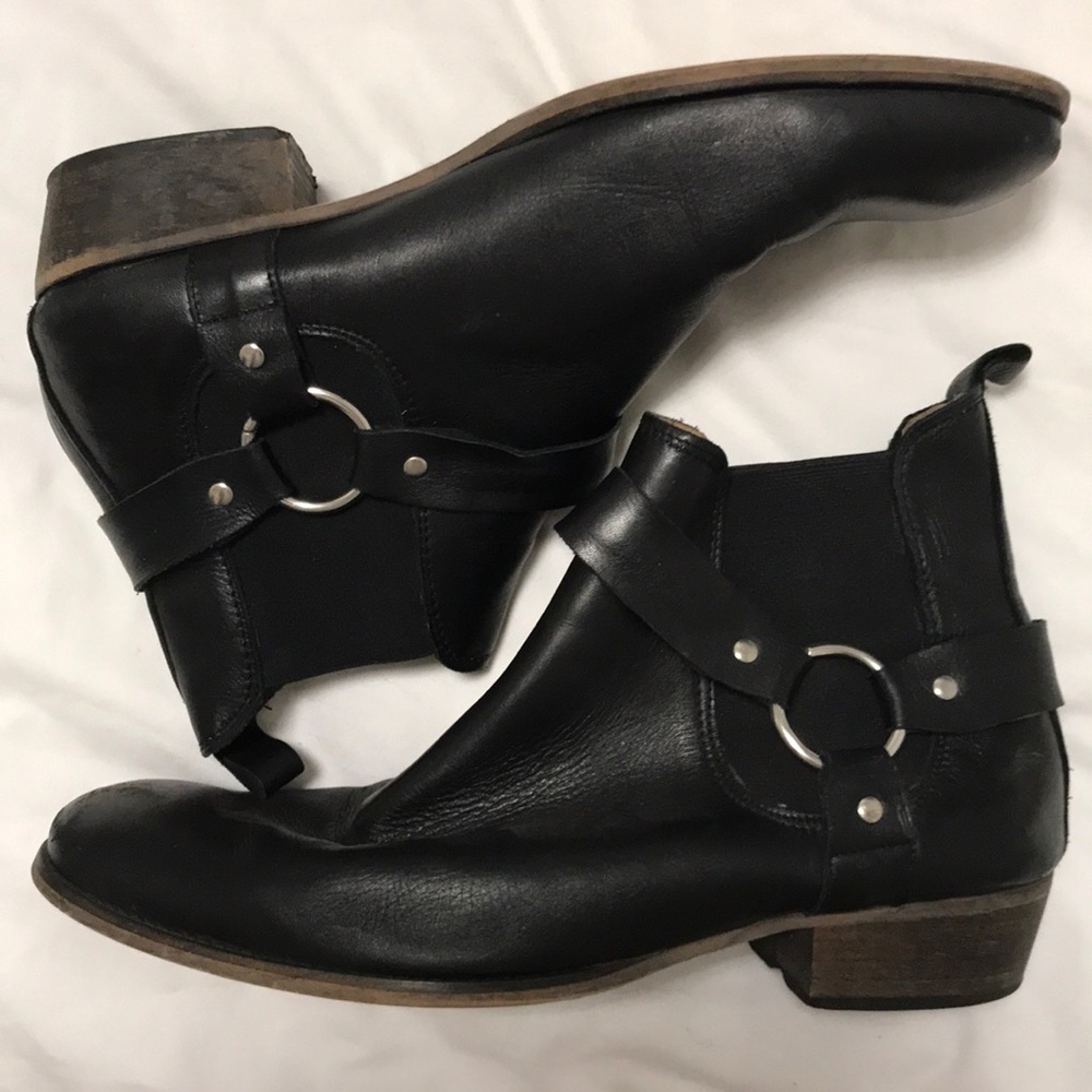 Topman Harness Chelsea Boots